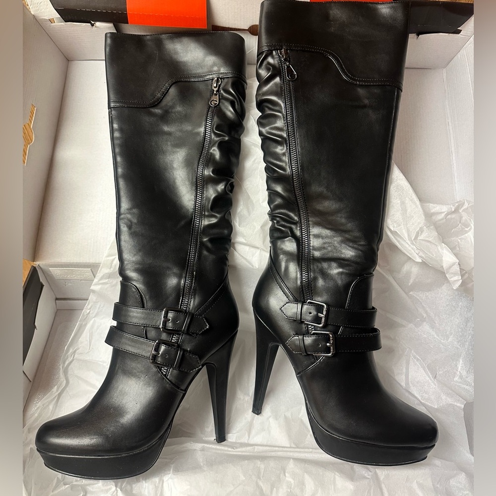 Sleek Black Heeled Boots